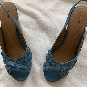 Blue wedge sandal